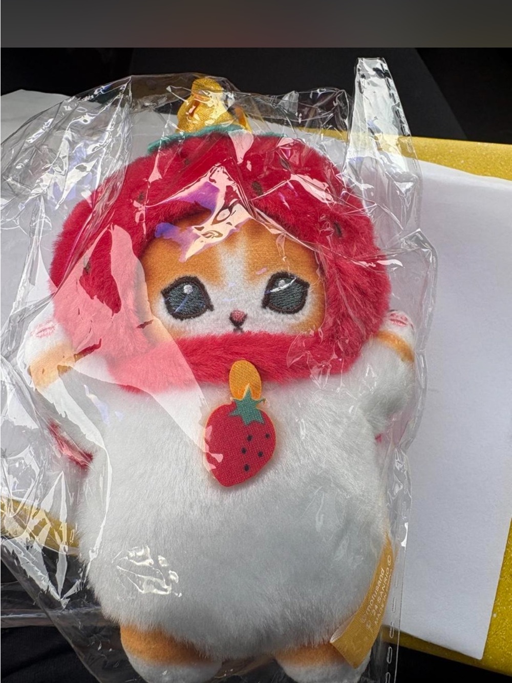 New Sanrio Mofusand strawbury cat